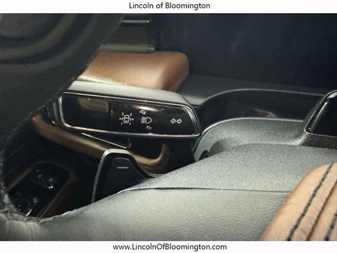 Used 2025 Lincoln Aviator Reserve w/ Jet Appearance Package AWD/4WD image 47