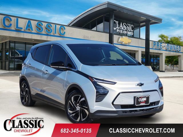 Used 2023 Chevrolet Bolt LT w/ Infotainment Package FWD 360° Tour