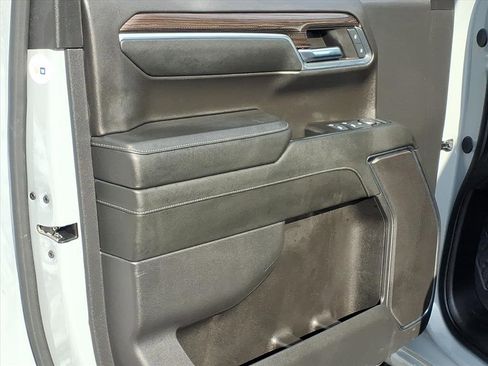 Used 2024 Chevrolet Silverado 1500 LT w/ Protection Package image 16