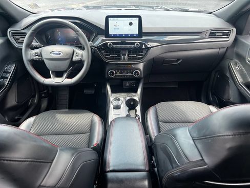 Used 2025 Ford Escape ST-Line Select AWD/4WD image 12