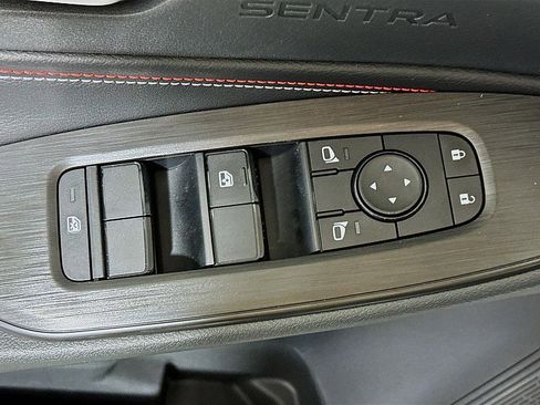 New 2026 Nissan Sentra SR w/ SR Premium Package FWD image 18