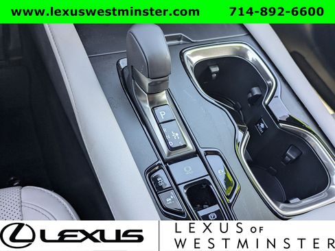 Used 2025 Lexus RX 350h w/ Convenience Package image 20