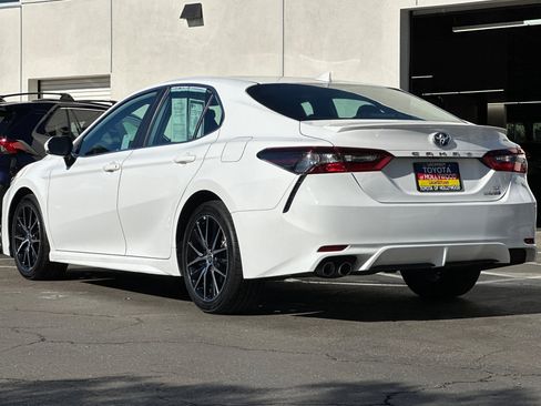 Certified 2023 Toyota Camry SE image 6
