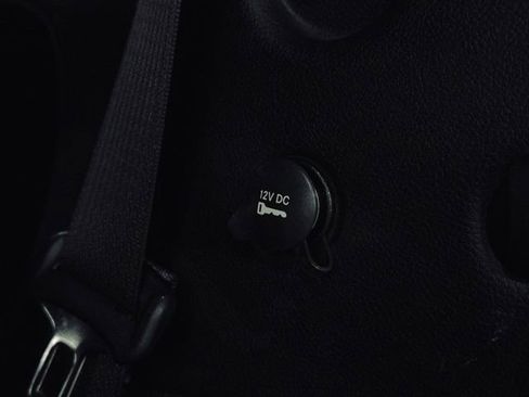 Used 2022 Dodge Durango GT image 13