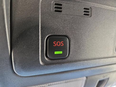 Used 2021 Nissan Titan PRO-4X w/ Pro-4x Convenience Package AWD/4WD image 21