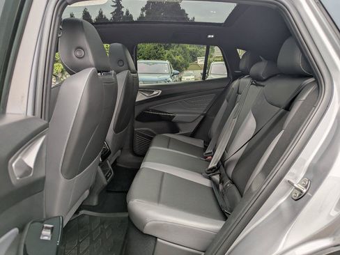 Certified 2023 Volkswagen ID.4 Pro S AWD/4WD image 27