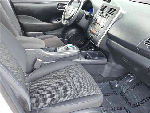 Used 2013 Nissan Leaf S w/ Charger Pkg image 19