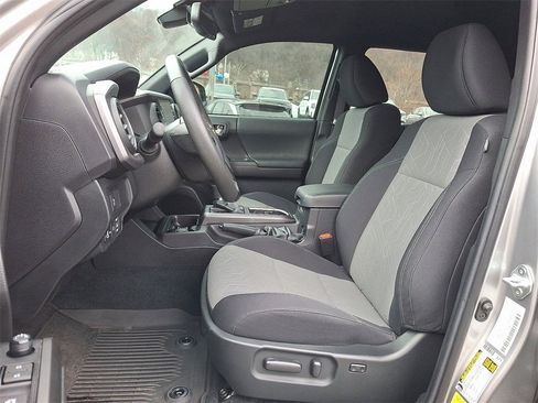 Used 2023 Toyota Tacoma TRD Sport image 14