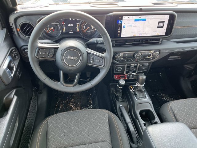 Certified 2026 Jeep Gladiator Mojave AWD/4WD image 13