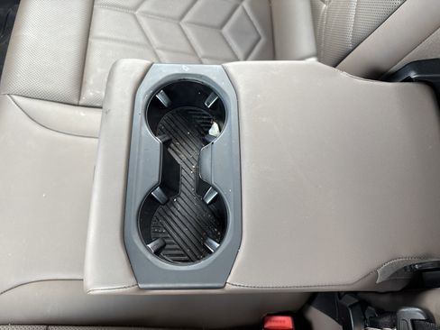 Used 2025 BMW i5 eDrive40i w/ Premium Package image 44