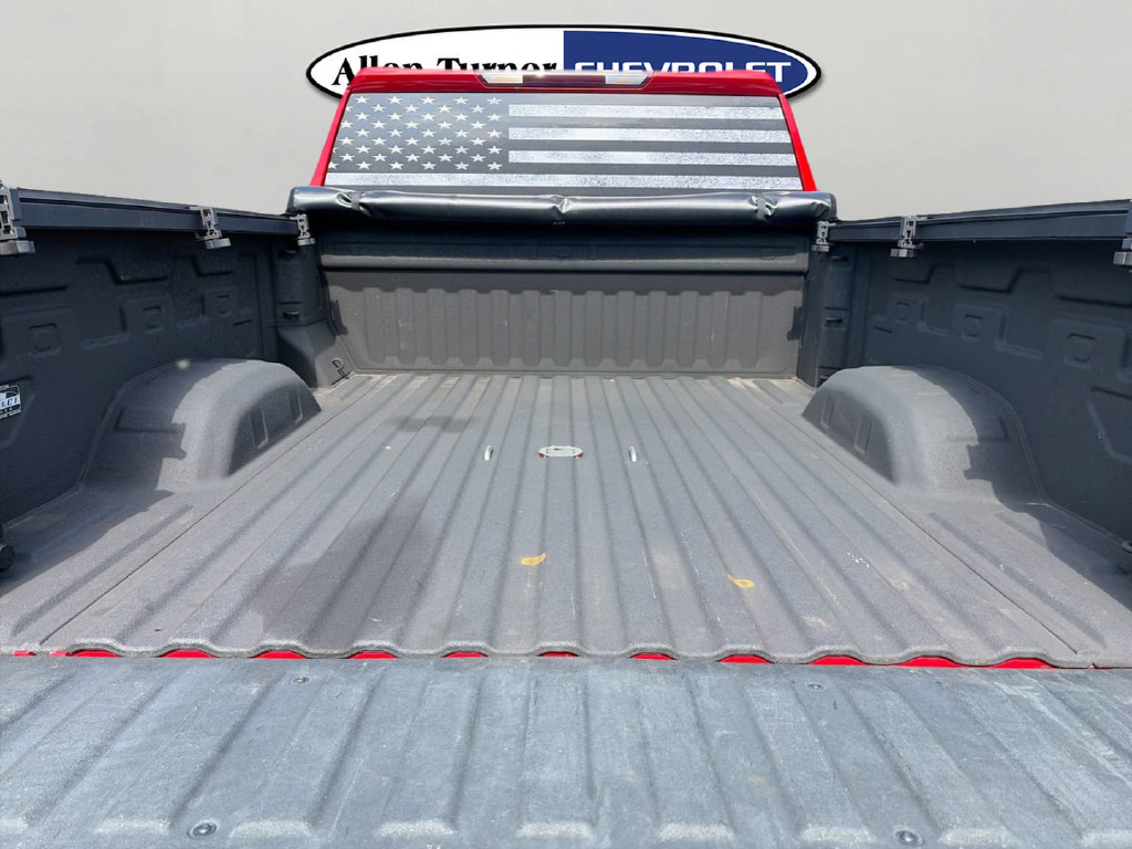 Used 2022 Chevrolet Silverado 2500 Custom w/ Custom Value Package AWD/4WD image 7