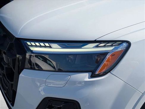 Used 2025 Audi SQ7 Prestige image 9