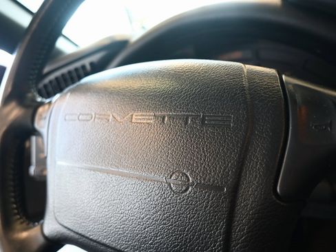 Used 1993 Chevrolet Corvette Coupe image 16