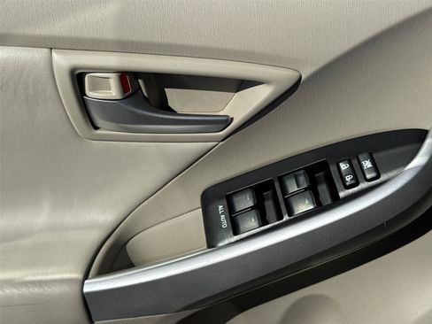 Used 2014 Toyota Prius Four FWD image 27