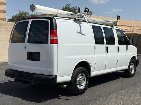 Used 2013 Chevrolet Express 2500 RWD image 5