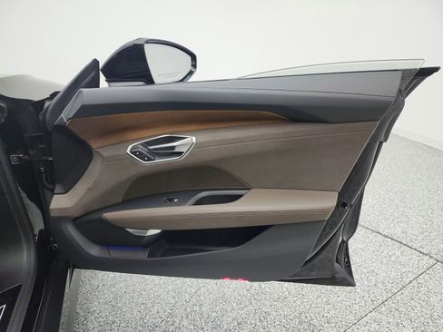 Used 2024 Audi e-tron GT Prestige image 17