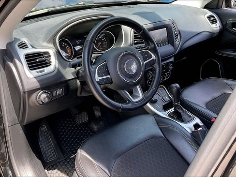 Used 2021 Jeep Compass Latitude w/ Convenience Group AWD/4WD image 13