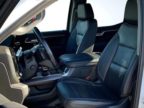 Used 2023 GMC Sierra 1500 SLT w/ SLT Premium Package image 26