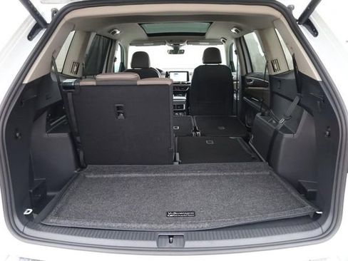 New 2026 Volkswagen Atlas SEL image 8
