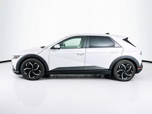 Used 2024 Hyundai Ioniq 5 SEL RWD image 4