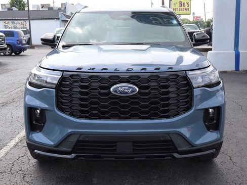 New 2026 Ford Explorer ST-Line w/ ST-Line Street Pack AWD/4WD image 10