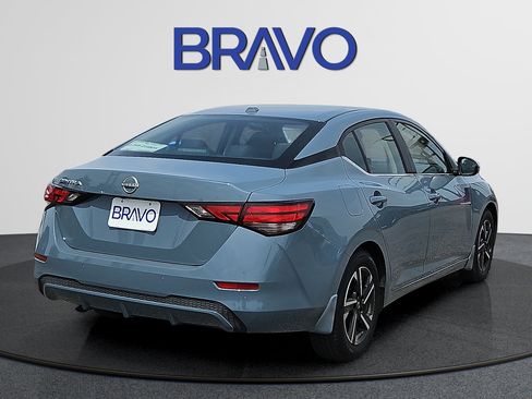 Used 2025 Nissan Sentra SV w/ All-Weather Package FWD image 4