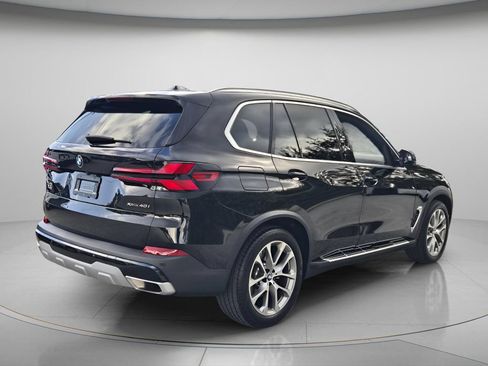 Used 2026 BMW X5 xDrive40i AWD/4WD image 8