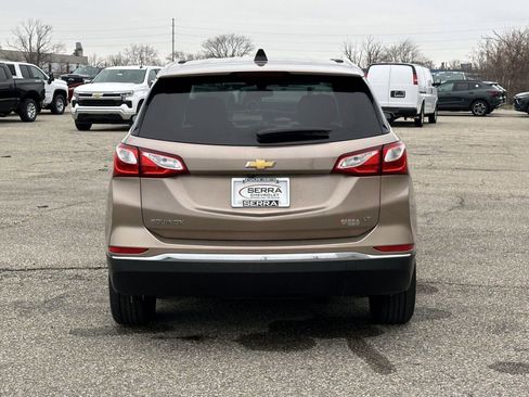 Used 2018 Chevrolet Equinox LT image 4