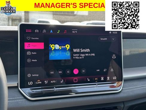 Used 2025 Volkswagen Tiguan SE w/ Panoramic Sunroof Package AWD/4WD image 27