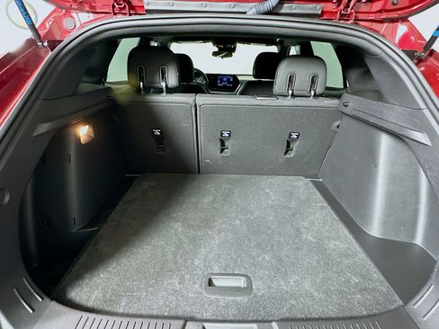 Used 2024 Chevrolet Trax RS w/ Sunroof Package image 30