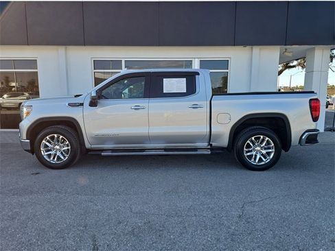 Used 2021 GMC Sierra 1500 SLT w/ SLT Premium Package image 4