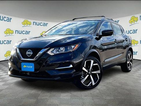 Certified 2022 Nissan Rogue Sport SL image 3