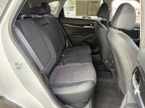 Used 2024 Kia Seltos S image 30
