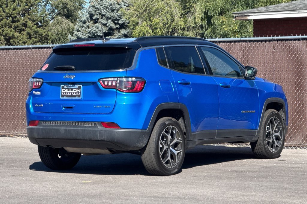 Used 2025 Jeep Compass Limited AWD/4WD image 7
