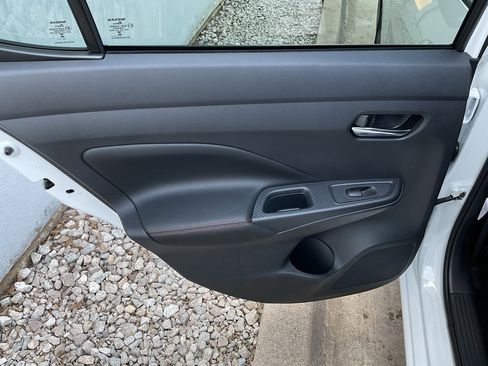 New 2025 Nissan Versa SR w/ Trunk Package image 16