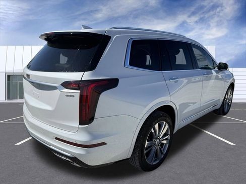 Certified 2023 Cadillac XT6 Premium Luxury w/ Technology Package image 3