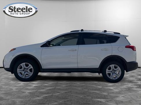Used 2013 Toyota RAV4 LE image 2