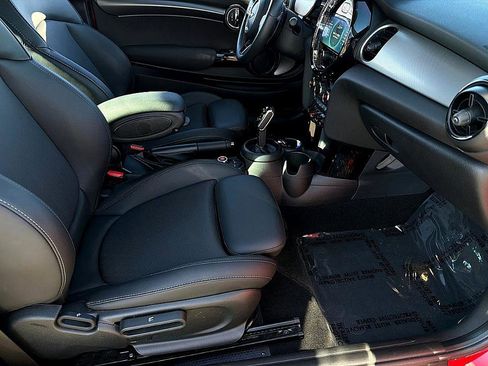 Used 2022 MINI Cooper S image 22