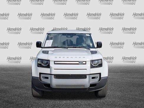 Used 2024 Land Rover Defender 110 S AWD/4WD image 3