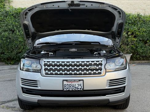 Used 2016 Land Rover Range Rover HSE image 31