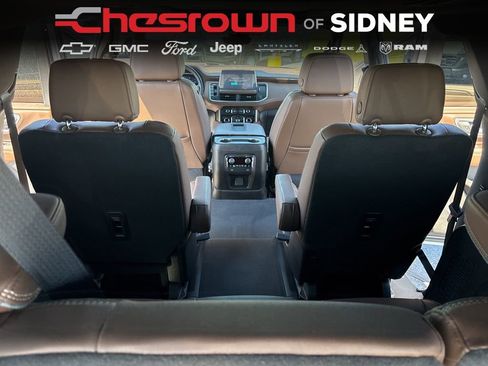 Used 2023 Chevrolet Suburban High Country AWD/4WD image 22