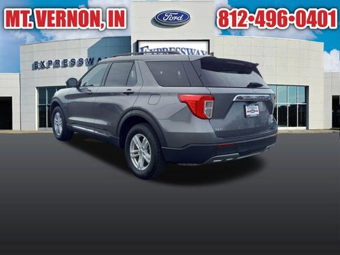 Used 2024 Ford Explorer XLT w/ Equipment Group 202A image 8