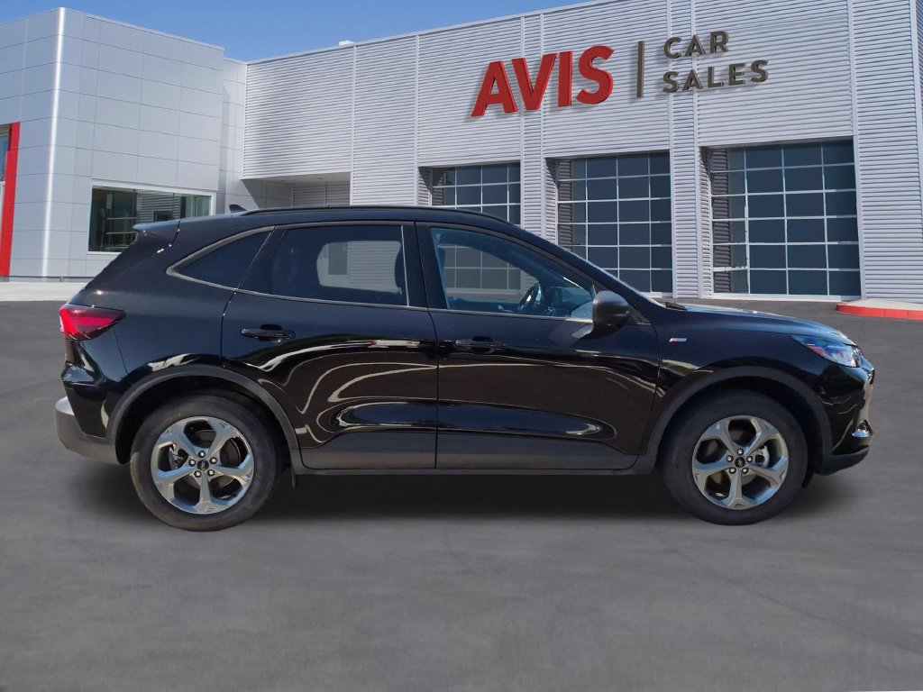 Used 2025 Ford Escape ST-Line AWD/4WD image 5