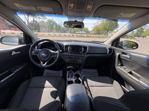 Used 2017 Kia Sportage LX FWD image 17