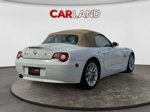 Used 2005 BMW Z4 2.5i RWD image 14