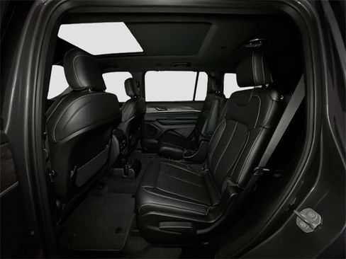 New 2025 Jeep Grand Cherokee L Limited image 15