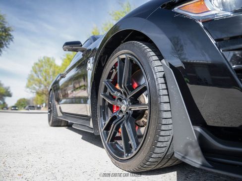 Used 2022 Ford Mustang Shelby GT500 w/ Technology Package image 46