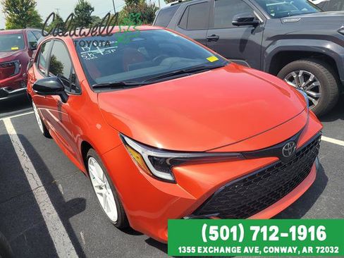 Used 2026 Toyota Corolla SE FWD image 3