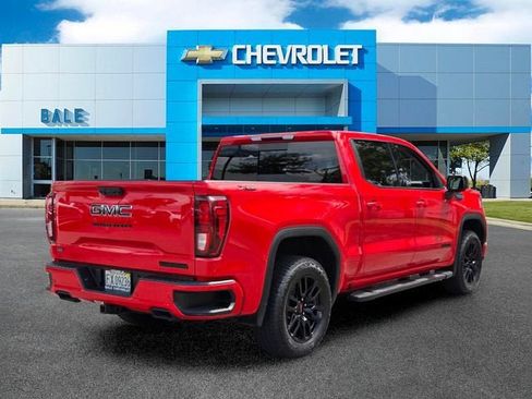 Used 2023 GMC Sierra 1500 Elevation w/ Elevation Premium Package AWD/4WD image 3