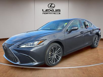 Certified 2023 Lexus ES 250 w/ Premium Package
